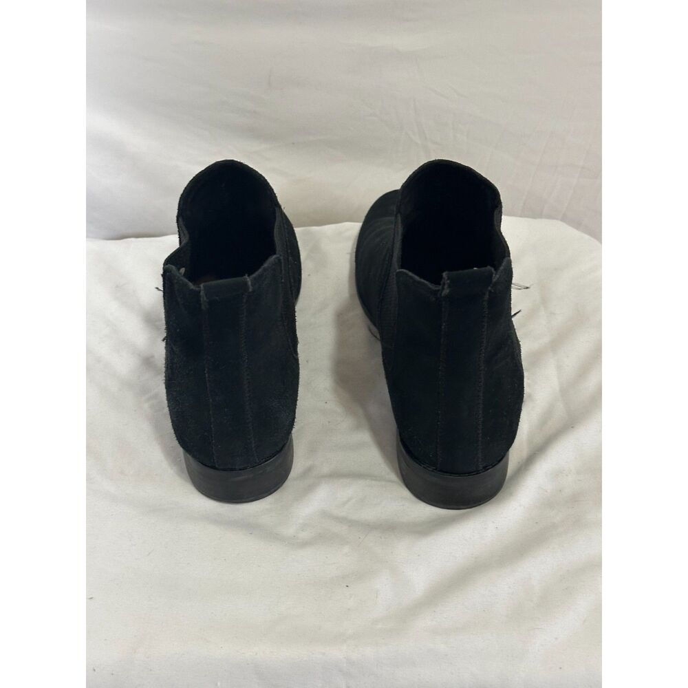 TOMS Classic Women's Black Suede Size 8 1/2 Low Heel Slip On Chelsea Boot - Picture 4 of 5